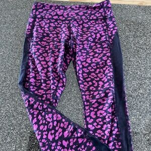 Lululemon Drop it Like It’s Hot Mini Cherry Cheetah Ultra Violet Naval Blue, Si